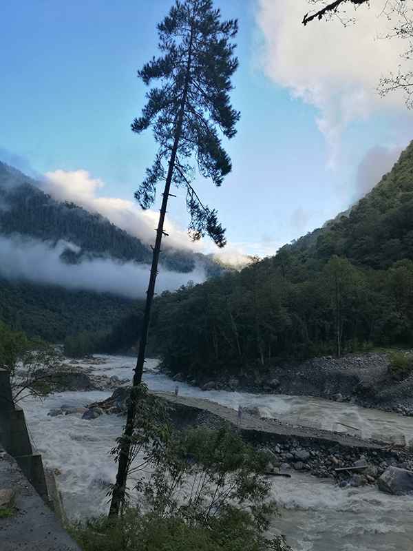 滇藏219线骑摩托进藏最全攻略,2021滇藏进藏自驾游