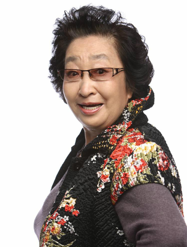 李小璐的脸经历了什么,李小璐脸很大吗