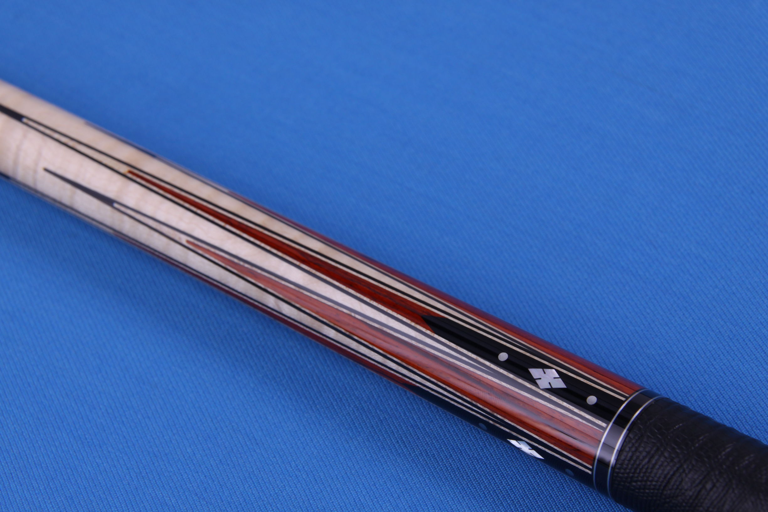 带梅花标志的台球杆,美国梅花台球杆