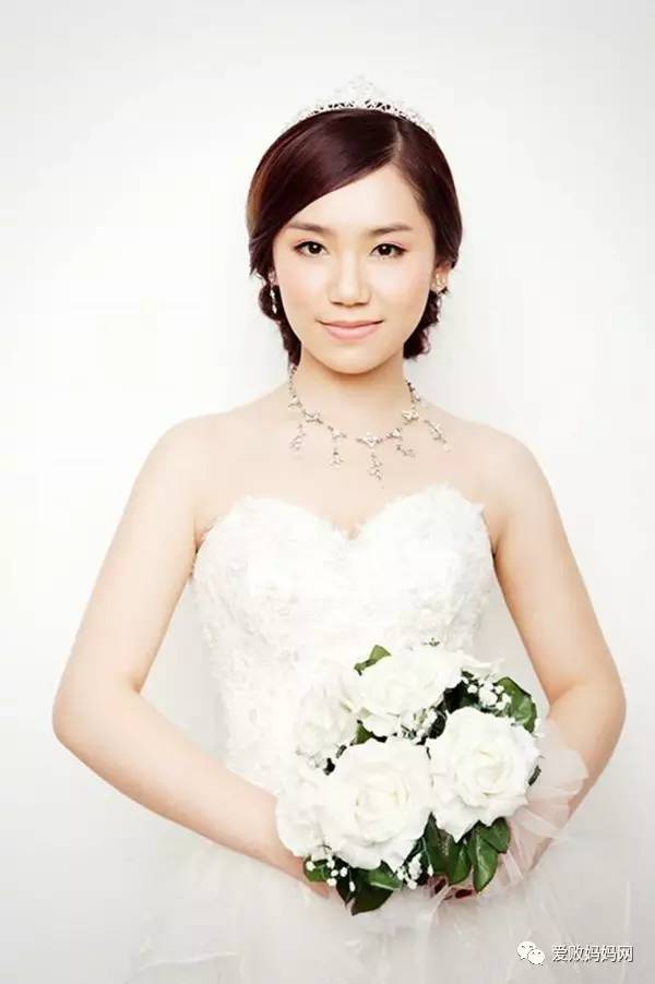 秘密花园里的时尚邂逅——第五届爱败妈妈时尚盛典闪耀绽放