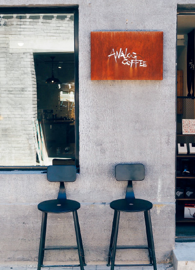 藏身咖啡厅避霾无需远行