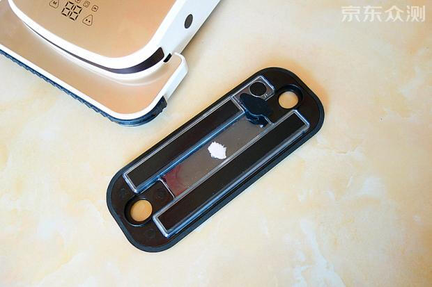 海尔扫地机器人真实测评,海尔智能扫地机器人使用视频