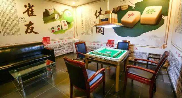 40寸曲面屏+全场乔氏台球桌，这恐怕是我在天津见过最牛的网咖