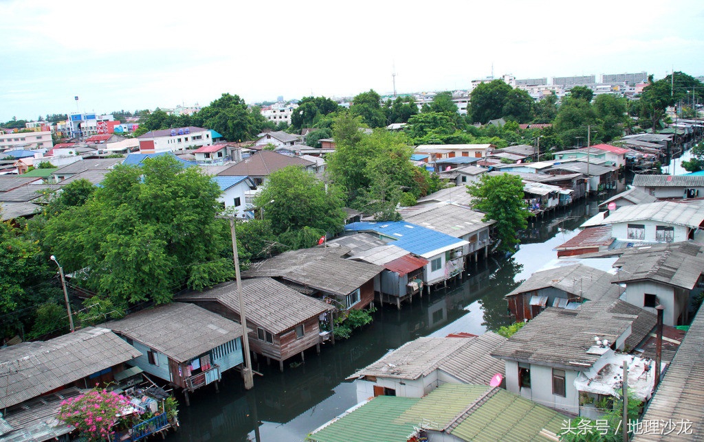 从曼谷奢华商圈到最大贫民窟,泰国曼谷贫民窟