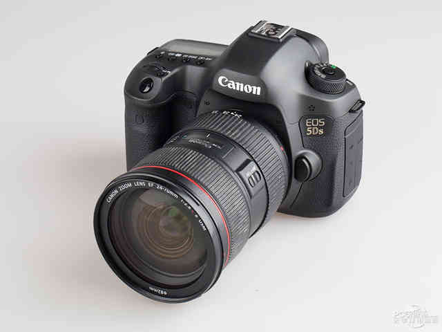 5ds多少万像素,5ds跟5d4哪个拍照好