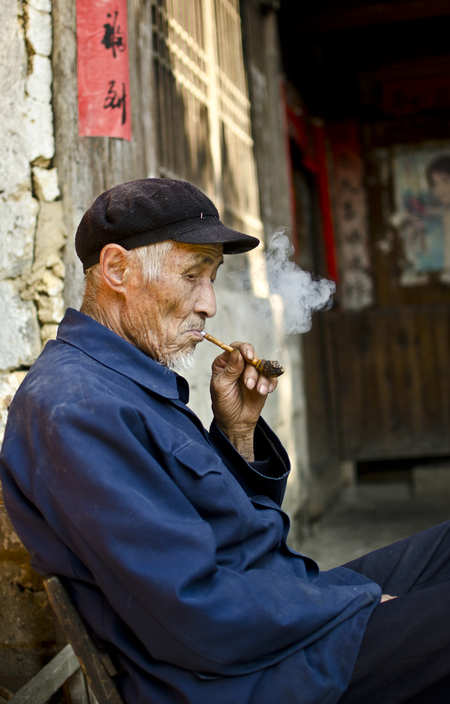 老人临终前说胡话的征兆,老人临终前说胡话了还能活多久