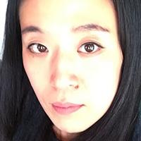 爱镜子的女巫——专访天津油画家杜薇薇