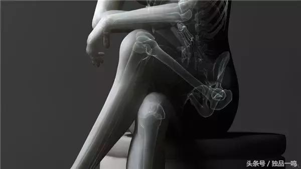 翘二郎腿如何整治,翘二郎腿怎么矫正