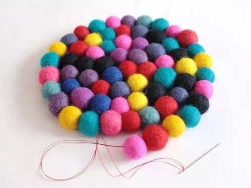 知道吗？这些小球球有很多的用途哦！而且制作超级简单！