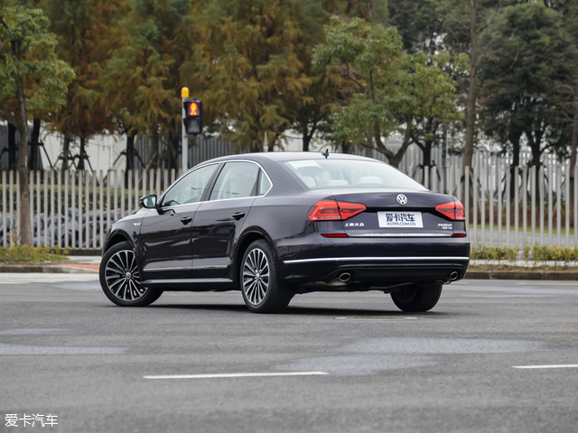 星光熠熠2016年那些被明星加持的新车