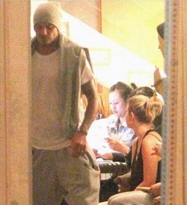 贝克汉姆和维多利亚恋情曝光,贝克汉姆维多利亚近照