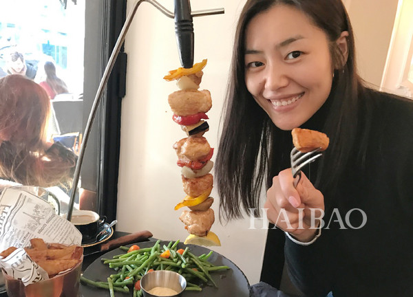 雅诗兰黛esteelauder沁水粉底液,esteelauder粉底液