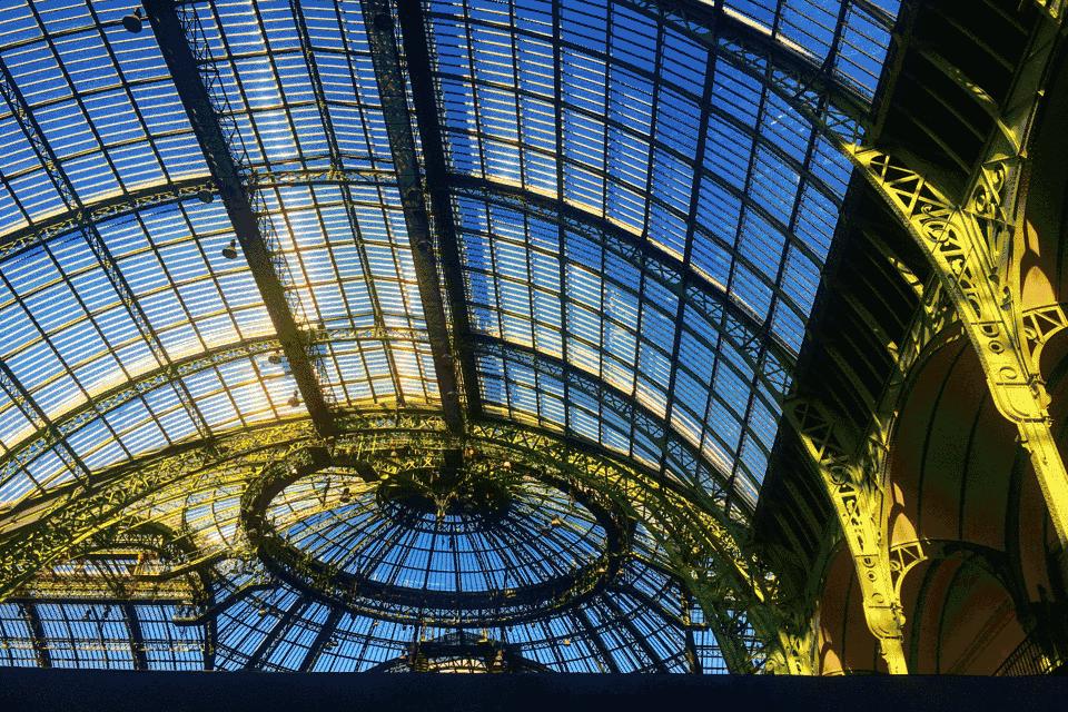 看中国维密超模反应视频,歪果仁看张靓颖维密秀