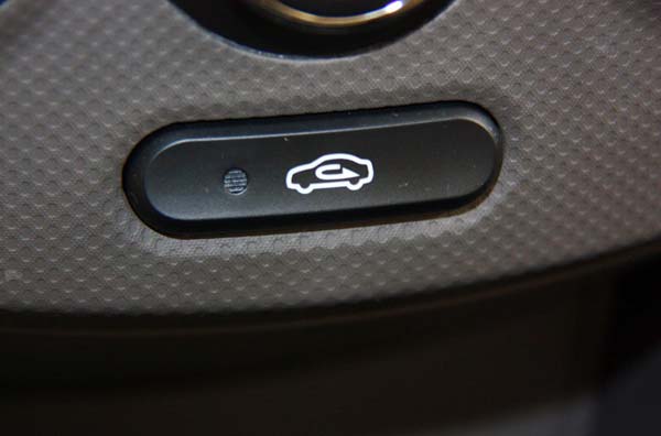 海拉让雷神觉醒,海拉变身超燃