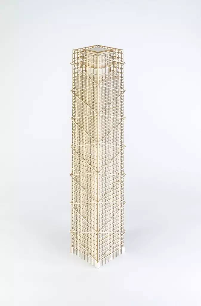 摩天大楼的浪漫 (浪漫的摩天大楼)