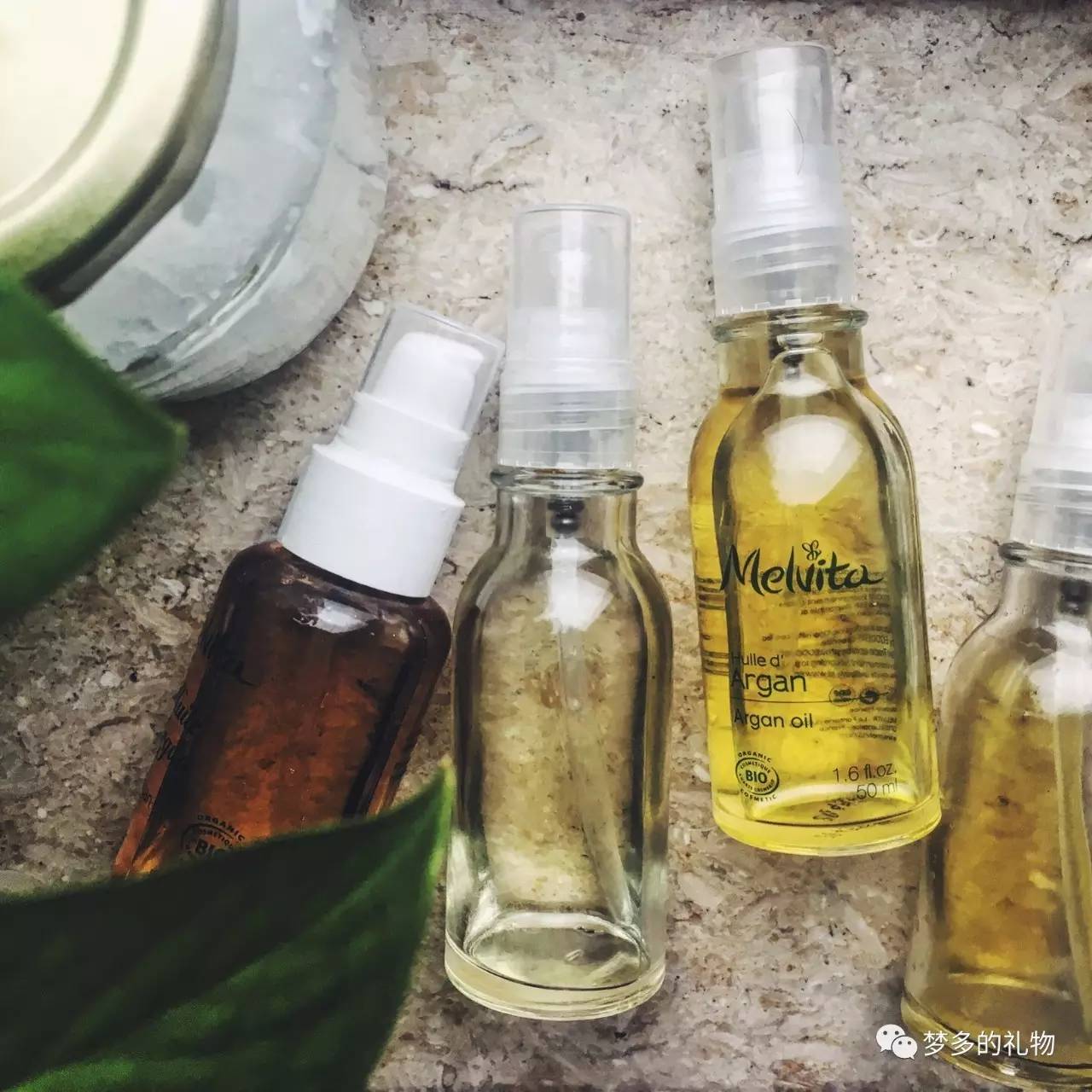 晒任何东西却无所谓,晒礼物别人不相信