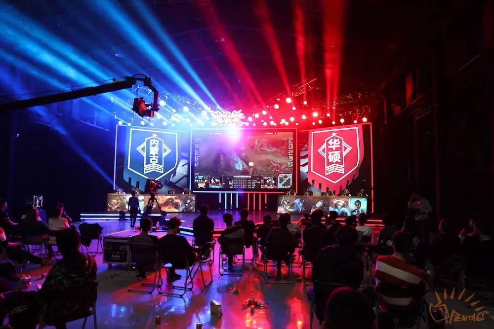 电竞选手年轻时,电竞少年角色