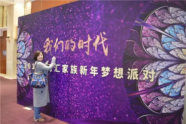 像一杯酒像一首老歌mv,像一杯酒像一首老歌视频素材