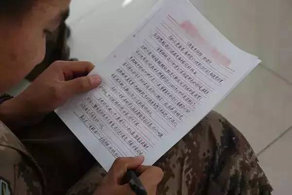 军营里的专属年味儿,走进军营感受浓浓年味儿