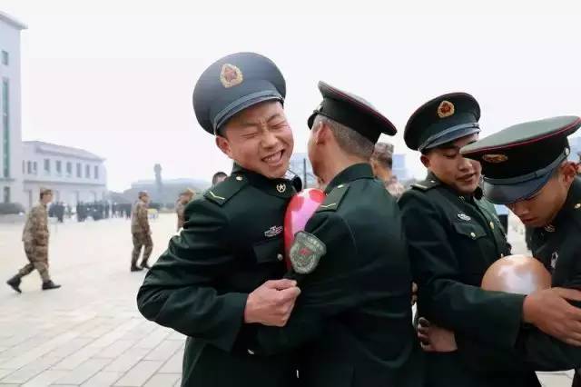 军营里的专属年味儿,走进军营感受浓浓年味儿