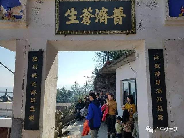 春联怎么分别左右上下联,春联对联上下联怎么分左右