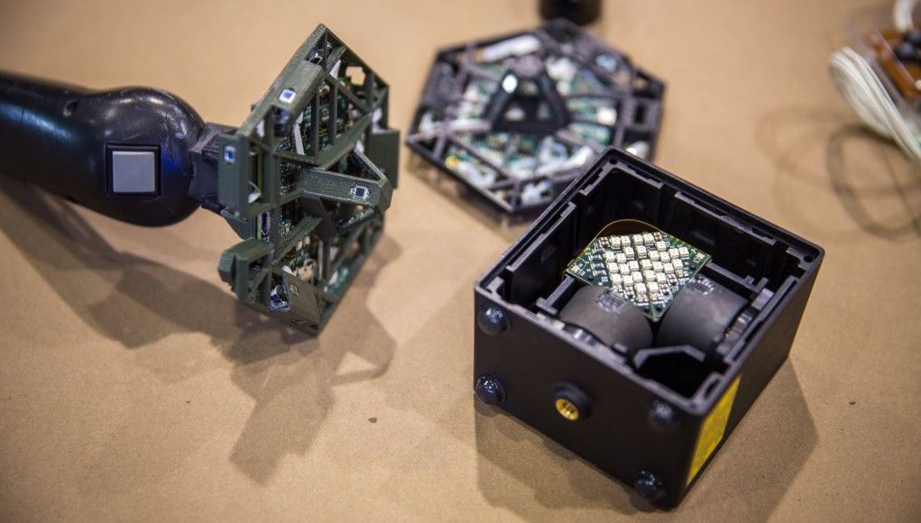 HTC年底推移动VR新品不是手机VR那是一体机？