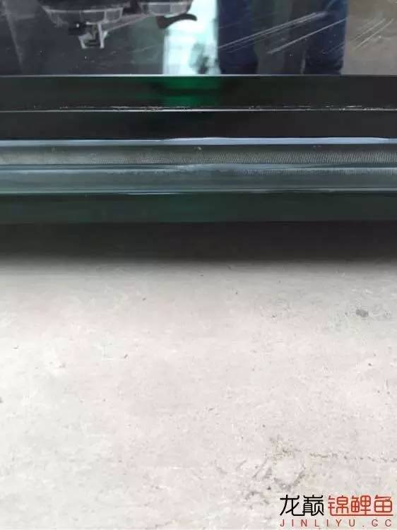 地缸里面漂浮的粉末怎么解决,粘的地缸怎么干得快