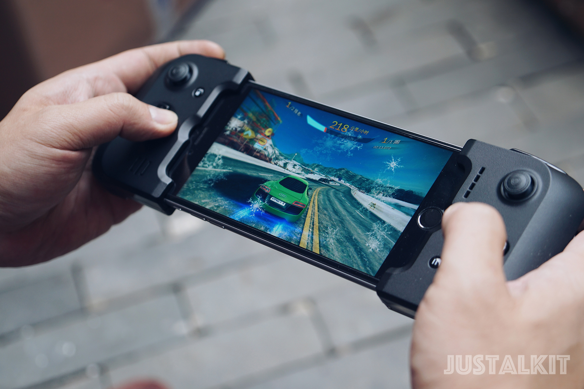 gamevice手柄怎么用,苹果畅玩游戏手柄