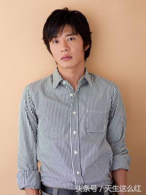 傻白甜、励志运动员、搅基大叔，过年回家路上，四小时三部剧！