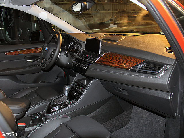 星光熠熠2016年那些被明星加持的新车