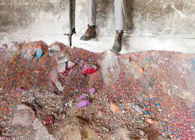 美国农民被抓到用彩虹糖当牛饲料！因为便宜