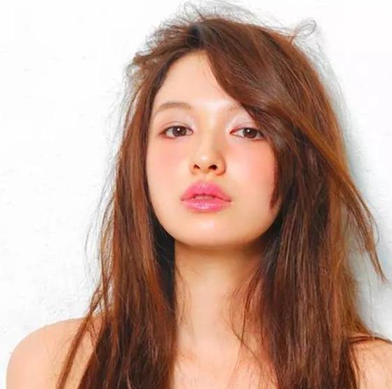 日系韩系长相区别,春夏日系韩系妆容解析