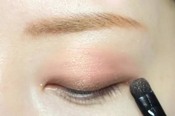 10分钟化妆小窍门视频,十分钟搞定的懒人化妆法推荐