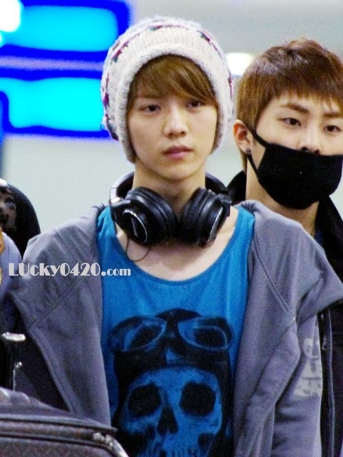 郑爽鹿晗王菲,圈内出门不化妆的清流们,看起来很路人又如何?