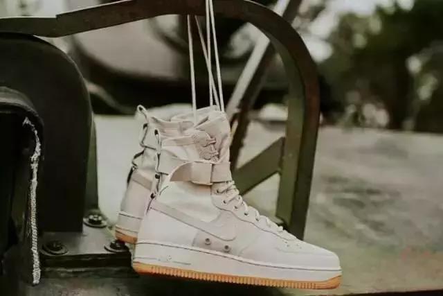 你的破鞋简直LOW爆了!这10双才配叫鞋