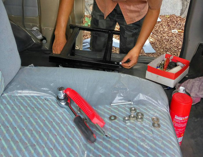 北汽威旺205面包车评测,北汽威旺205改装前驱动