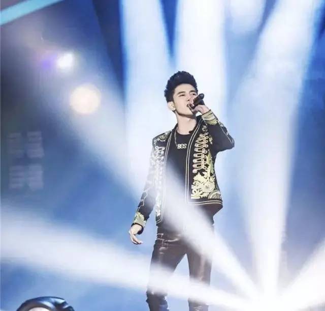 无冕之王,yy主播阿哲新的一年会带来新惊喜吗