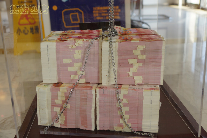 100万人民币现金有多高,一百万亿人民币现金有多高