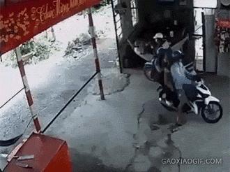 吃饭碰到前女友的笑话,上街遇见前男友的幽默笑话