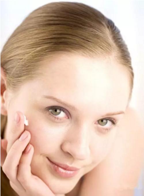 原来护肤的最高境界是心态,护肤水的选择