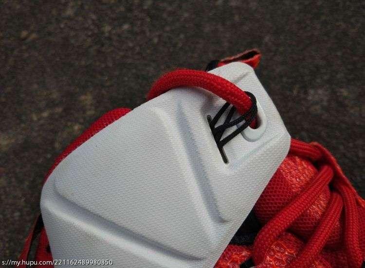 lbj战士12实战评测,lbj12对比13