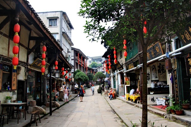 八大城市的美食街一场舌尖上的美味之旅