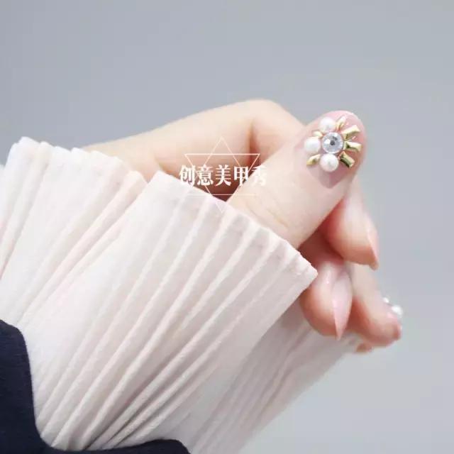 永不过时的5款美甲你做过几款,再不做美甲就要疯了音频