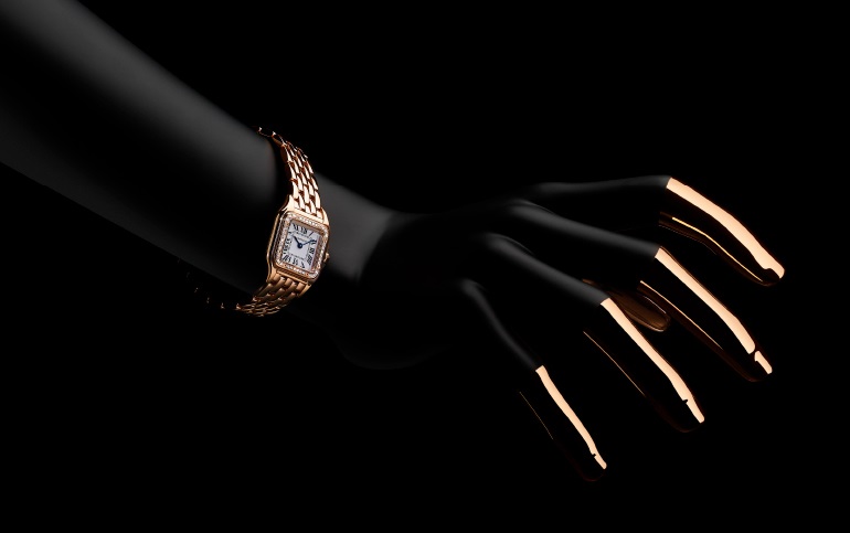 积家万国卡地亚手表哪个最保值,积家万国卡地亚哪个好