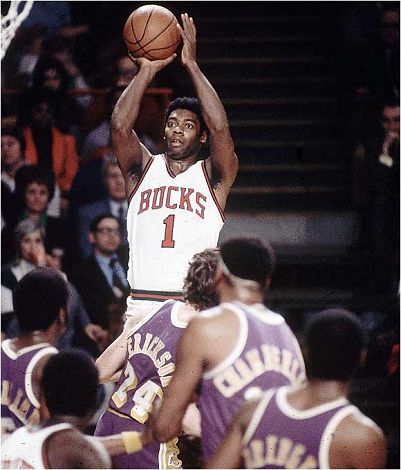 nba球衣号码是1号的控卫,nba号码