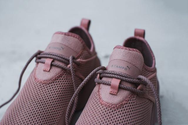 今年运动鞋流行这个色!你还没穿?