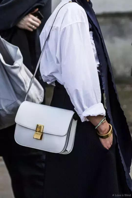 celineclassicbox值得买吗,celinebox买小还是大