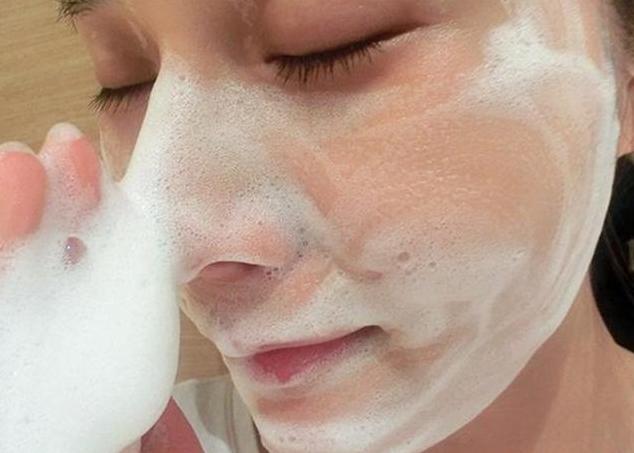 适合夏季的桃花妆,桃花妆搭配什么妆好看