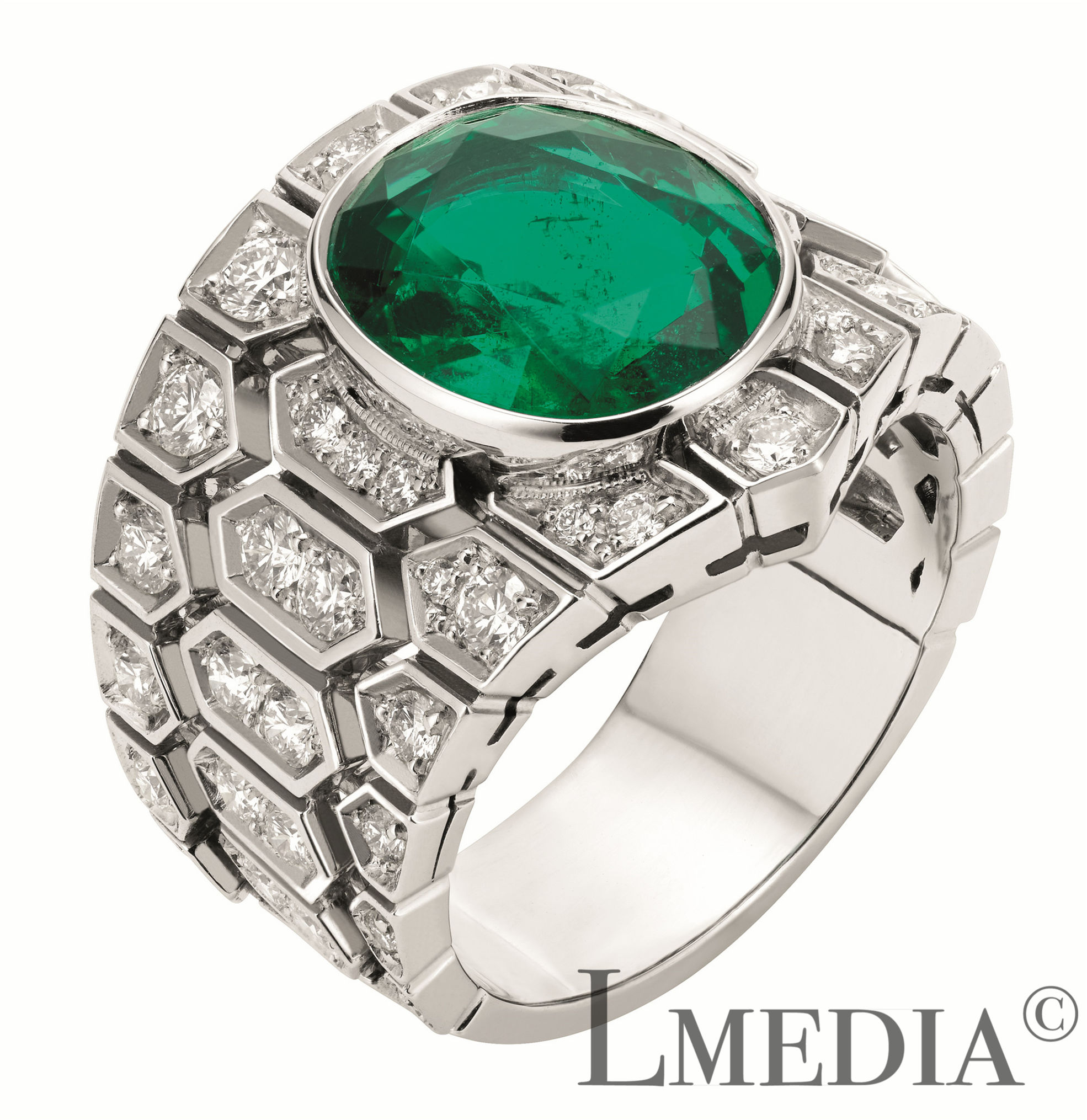 国际公认的绿宝石之王 (高贵柔美的绿宝石)