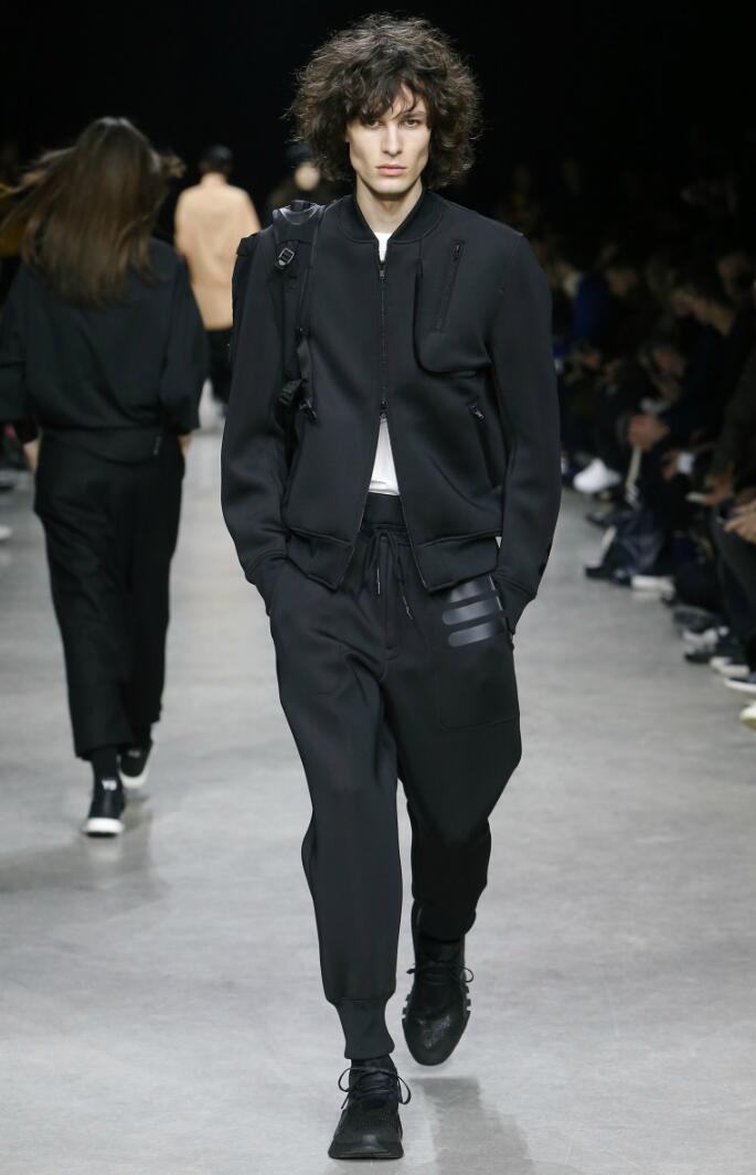 秋冬简约男装,秋冬男装流行款式